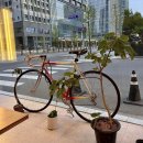 더 로스팅 체임버(The Roasting Chamber) | [신용산 카페] 통창이 매력적인 스페셜티 커피 전문점, 더 체임버