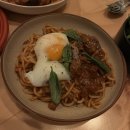 사우어(SOUR) 이미지
