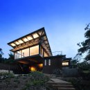 Brown house 이미지