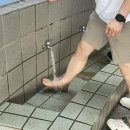 모래 공중화장실 이미지