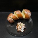 영카페 | [지인돈지인산]요즘MZ감성 제대로,굴뚝빵에 반한 영포티의 카페 MTT솔직후기[군산카페추천]