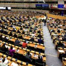 EU 의회, 중국을 주시하면서 강제 노동 금지를 지지 이미지