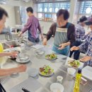 요리하는 남성을 위한 건강한 한끼 이미지