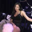 지효로 | 트와이스 지효 파격 란제리룩 팬들 심쿵한 이유