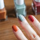 네일아트 손길 이미지