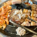 청도꽃담 | 역북동고기맛집 직접구워주는 솥두껍삼겹살