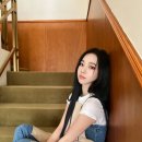 워크앤피플 - 시흥시 정왕천로 405-1 | "앞치마를 맸는데 화보라고?!" 에스파 카리나, 한강뷰 녹인 전설의 데님 멜빵 룩… 가독성 있게 힙한...