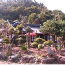 고향의 기와집 이미지