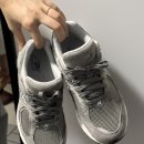 아라육로152번길-R | 김포 현대 아울렛 뉴발란스 2002R 구매 후기