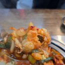 중앙상가 1층 화장실 | 강남구청맛집 중앙실비 점심 메뉴 또간집 낙곱새 어때요