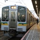 [01/02] E127계 0번대 (V편성/2량/나카하라) - JR난부지선 보통열차 이미지