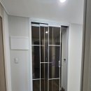 장림본동 | 마산 가포 안단테 아파트: 초슬림 3연동 도어로 완성한 세련된 인테리어