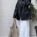 여자 가죽자켓 흰색 롱치마 코디 38컴온커먼 38COMEONCOMMON REKET