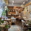 커피 마시는 코끼리 이미지