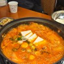 백채김치찌개 군자점 | 전주 신시가지 밥집 백채김치찌개, 한돈 듬뿍 들어 간 새콤한 김치찌개 맛집