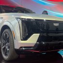 Cadillac의 Escalade IQ는 새로운 $130,000 완전 전기 SUV입니다. 에스컬레이드 IQ는 2023년에 공개될 세 가 이미지
