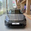 기아 EV4 롱레인지 어스 셰일 그레이, &#39;세단과 해치백 사이 그 어딘가&#39;