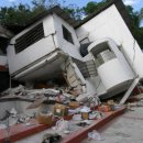 아비규환의 아이티 지진 대참사 속에서 체험한 기적 이미지