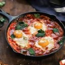 간단한 에그인헬 레시피 재료 뜻 초간단 에그인더헬 만들기 샥슈카 먹는법 이미지