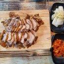 돈돈족발 이미지