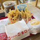 롯데리아 대구계명 이미지