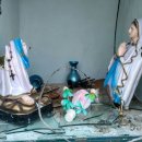 18/04/04 Churches attacked in India&#39;s sensitive Odisha state - Armed police patrol Rourkela Diocese after Marian statues are destroyed and sacristy is 이미지