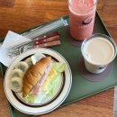 동백쥬네브주유소 | 용인 동백 카페 밀크티 수박주스 맛집 | 동백다방