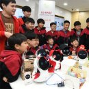 로봇과 함께하는 생활 속 인공지능 이미지