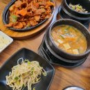 메밀과만두가있는모퉁이 이미지