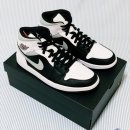 화이트쉐도우(White Shadow) 이미지