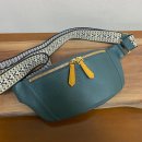 가죽 슬링백 제작 이미지