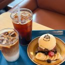 망포4층약국 | [망포] 수원 신상 영통 맛집 카페 홍라드 망포역점! 공부하기 좋은 대형카페 후기