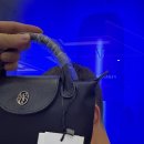 엠씨AK