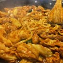 닭갈비와지짐이 이미지