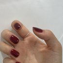 흰네일앤브로우 이미지