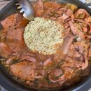 빅쭌부대찌개 이미지