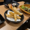 교대역 13번출구 쪽 횡단보도 | 교대역 횟집, 해산물맛집 &#39;어패가있네&#39; 후기