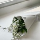 비케이알오플라워 | 이태원꽃집 비케이알오플라워_화이트 꽃다발