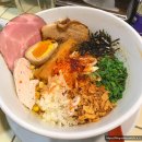 미소가 입구 근처 이미지