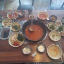 뚠뚠돼지김치찌개 이미지
