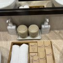 트윈프라자2 | 아나만다라 깜란 디럭스 씨 뷰 트윈룸 2박 체크인 후기 / 셔틀버스 시간, 위치, 요가 클래스, 키즈...