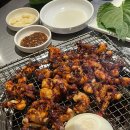 도깨비마을 동상 앞 | 잠실 방이동 도깨비마을 내돈내산 후기 - 숯불쭈꾸미, 숯불삼겹살