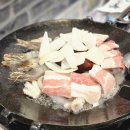전주객사맛집 독도쭈꾸미 매운 음식 땡길 때 모둠쭈꾸미 치즈사리 꿀조합