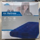 캠핑용 air mattress(twin) 3개 + Electric Air pump 판매합니다. 이미지