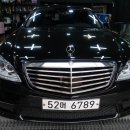 벤츠 S클래스 S63 AMG 프리미엄 광택 시공으로 세월 흔적 지우기 이미지