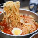 부산 교대역 다수의 블루리본 국제밀면 본점 주차장