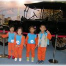 푸른자동차 이미지