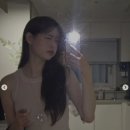 한층 성숙해진 분위기 츄, 이런 모습 처음이야…명품 골반 라인 '시선 강탈' 이미지