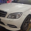 자동차와 좋은 사람들 이미지