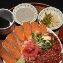 육회랑 연어 먹은 날 | 사당역 술집 숙성회 맛집 수산 사당본점｜연어, 육회에 명란크림우동까지 솔직후기